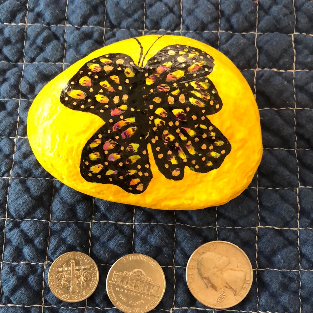 HAND PAINTED BUTTERFLY TOUCH OF SPRING ROCK - Picture 2 of 7